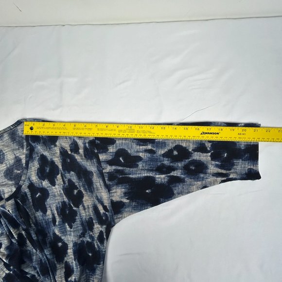 Fashion Bug Blouse Women Medium Sheer Tunic Top Blue Scoop Neck Lightweight - Picture 13 of 15